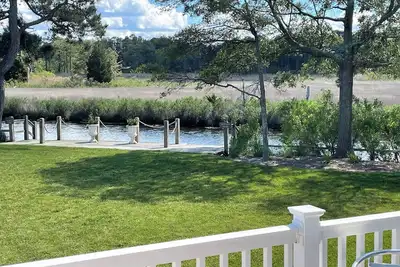 Image de Charming 4br Canal front Townhouse with Kayaks & Easy Beach Access–Hidden Harbor