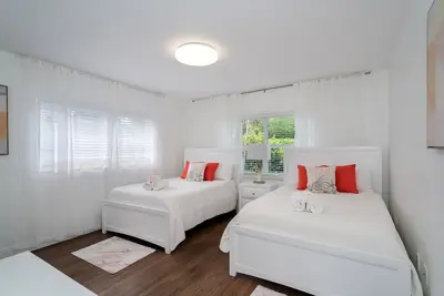 Miami Brickell home near to beach and airport