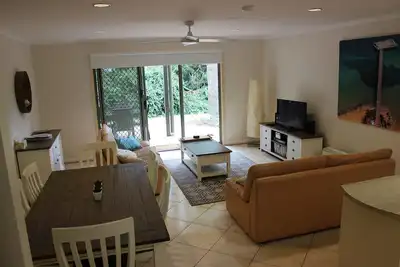 Image de Yackataya at Cowes - Deux Chambres Villa, Couchages 5