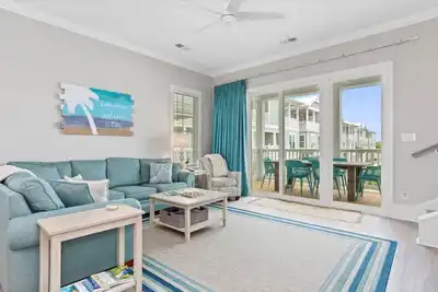 Image de Steps to Beach & Pool! 3br Emerald Isle Condo w/ Arcade – Perfect for Families