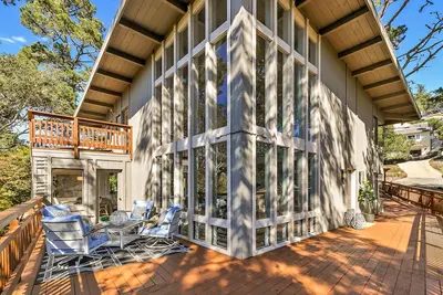 Image de 4 Bedroom Carmel Sanctuary