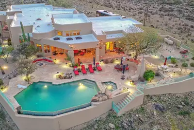 Image de Double D Ranch- Heated Pool, Hot Tub & Endless Views!