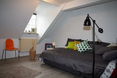 Image de Small penthouse apartment on Jesuitenplatz