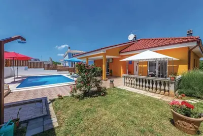 Image de Mari House with pool