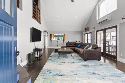 Image de Stunning Vt lake house- dog friendly