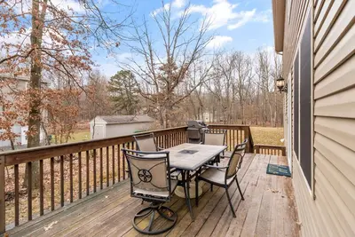 Image de “The One” Chalet, Perfect Getaway w/ Hot Tub, Multicade, Pool Table