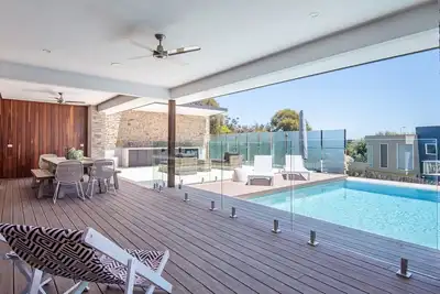 Image de Lotus Luxury Resort Sorrento with pool