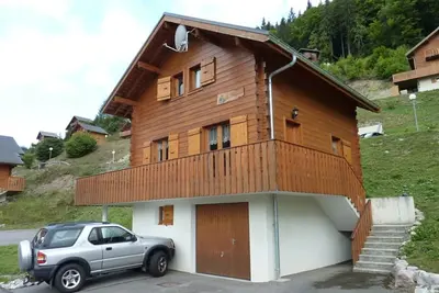 Image de Chalet 3 étoiles avec grande terrasse, garage et accès aux randonnées