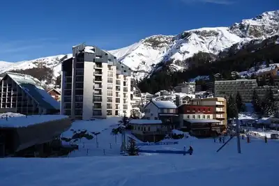 Image de Gourette Appart 6 pers pieds des pistes, télécabines, Lit 160 sur banquette Bz