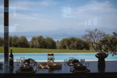 Image de Residenza Cavaion - Exclusive design with infinity pool, park and 180° lake view