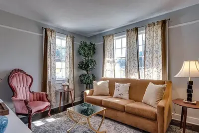 Image de Dock&Volleyball! Near Downtown - Blissfully Blue