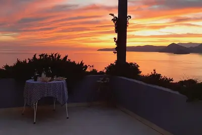 Image de Superior, Two Bedroom, sea view, Pool, Parking