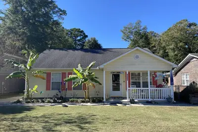 Image de Spacious, Mermaid And Beach Themed, Family Oriented Oasis 🌊🧜🏼♀️