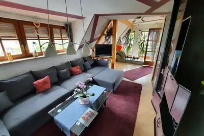Image de Spacious vacation apartment (80 sqm) for up to 4 people with loggia