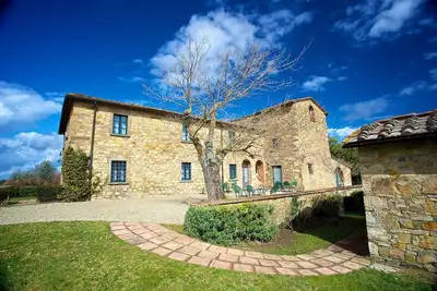 Image de Complexe en campagne Ă San Donato avec 1 chambres Ă coucher, 4 couchages