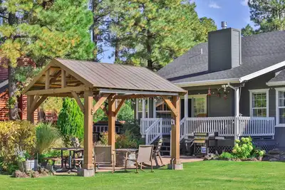 Image de Near Trails, Lakes & Golf: Pinetop Home w/ Deck