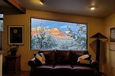 Image de Sedona Vista Art Cottage - Historic & Beautiful! -- Amazing 3d Tour Link Below!