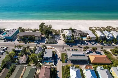 Image de Steps to Beach - Seagrass Flats 2 by SeaBreeze Vacation