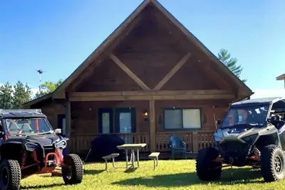 Image de Cabin- no cleaning fees: Cranberry Fest, waterparks, trail riding for utv\/atv