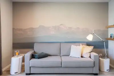 Image de Chic city apartment - city location - close to the lake + single garage