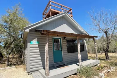 Image de Relaxing Getaway at The Siesta Cabin, Pet Friendly