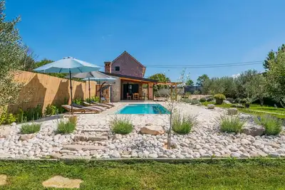 Image de Superbe maison Ă Glavina donja