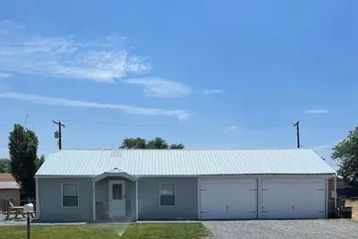 Image de Farmhouse Style 2 Bedroom House