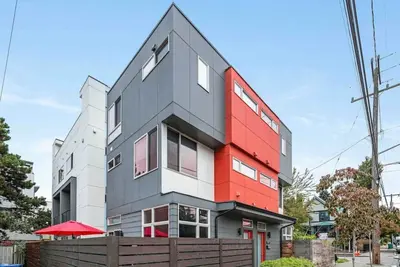 Walkable in Heart of Ballard