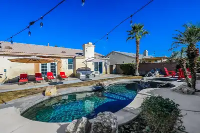 Image de Desert Oasis - Majestic Views with Pool & Hot Tub