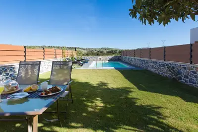 Image de Villa Maria, Close to Sandy Beach & Amenities