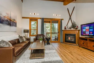 Image de Rendezvous at Northstar_3 Story High End Condo, Nest, Alexa, Remote Fireplace, Smart Tv's +Npoa Pass