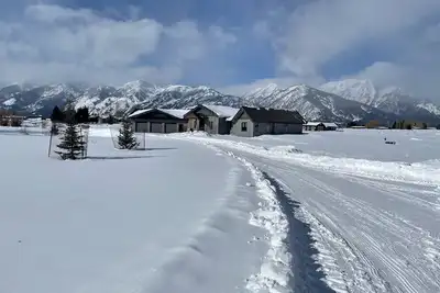 Image de Beautiful 6-bedroom ranch at the foot of the Grand Teton Mountains.