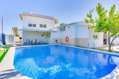 Casa Blanca Alcudia à 500m de la plage pour 8 personnes avec piscine