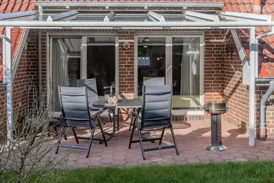 Image de Vacation home 50049 - Spacious and tasteful: In this terraced end house of approx.