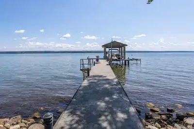Image de Cayuga Belle: Gorgeous Cayuga Lake Estate! Fabulous Views!