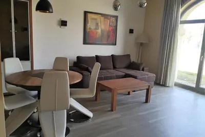 Image de Cozy vacation apartment Die Remise Kolibri Re-05 in a rural location on Usedom