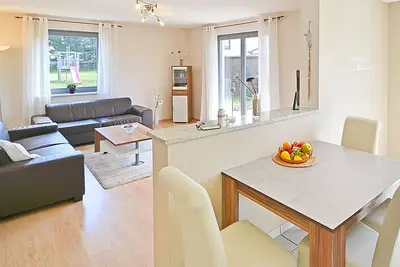 Image de Fantastic, centrally located vacation apartment with Wlan, parking space and terrace - Haus Triade