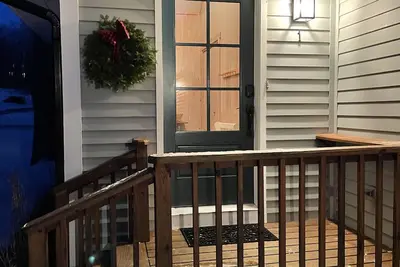 Image de Enjoy winter in Vermont at the Happy Pheasant!