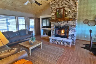 Image de The Cozy Hillside Hideaway! 3 miles to Fool Hollow Lake! Year Round Fun! !