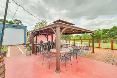 Image de San Marcos River Hideaway w/ Game Room + Fire Pit