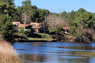 Image de Maison mitoyenne idéalement située en bordure de Courant