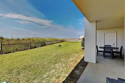 Image de Regency Towers #104 West | Gulf Front Condo!