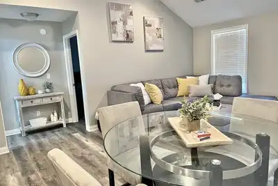 Image de Modern 2bd 2ba- Near I-75, Free WiFi, No Steps