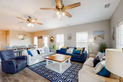 Image de Dog-friendly beach house with shared swimming pools