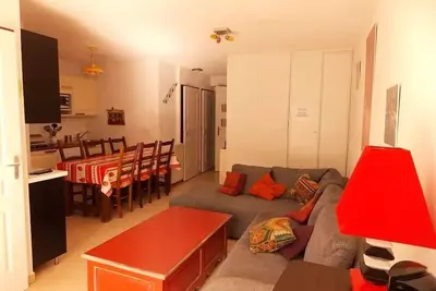 Image de Montauban De Luchon Appartement Pour 6 Per. En Rdc