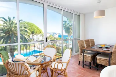 Image de Bel appartement pour 4 personnes avec climatisation, Wifi, piscine, Tv et terrasse