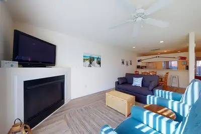 Image de Bayberry Woods condo with fast WiFi, on-site pool, tennis & pickleball