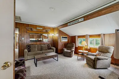 Image de Mountain cottage with private chimnea, W/D, off-site amenities - great location