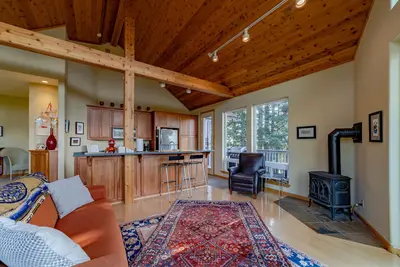 Image de Ocean View Retreat Deck, Grill, Sauna, Exercise Room, Fireplace, & Free WiFi