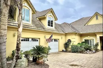 Image de Whispering Creek Estate *Pool*Hot Tub*Game Room*